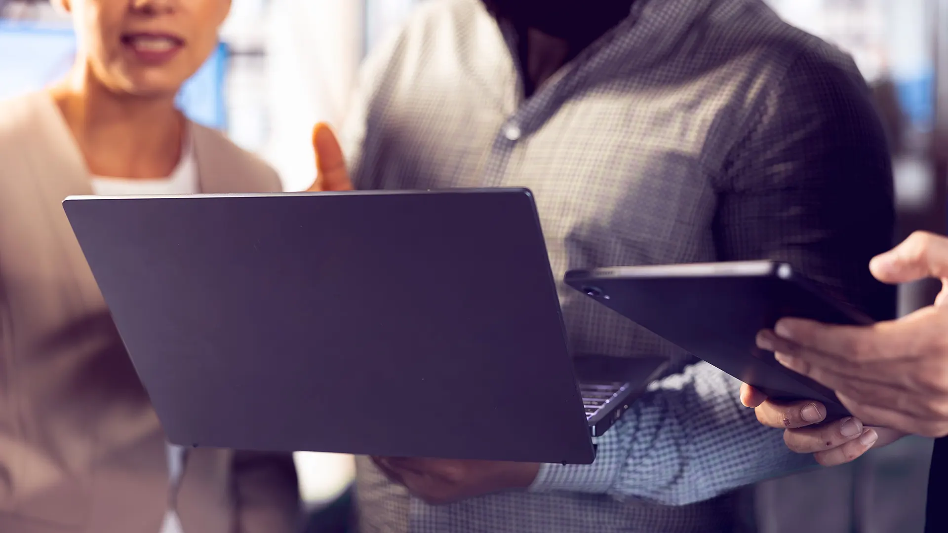 Task switching is killing your collections team's productivity. 5 Why-collections-teams-are-vulnerable-to-The-Interruption-Epidemic
